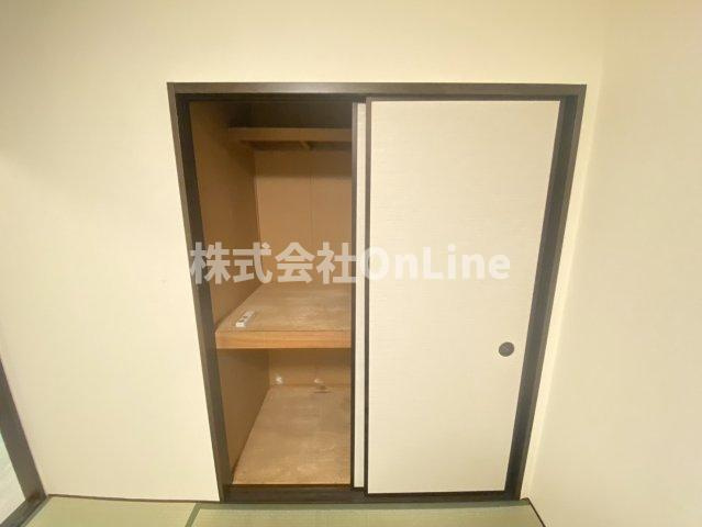 八尾市北木の本５丁目のアパートの収納