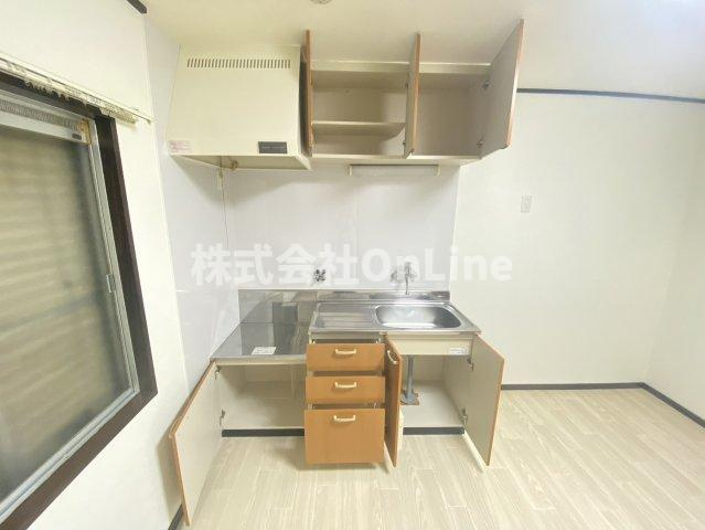 八尾市北木の本５丁目のアパートのキッチン