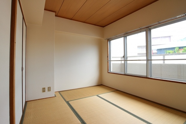 サムティ南多聞台の寝室