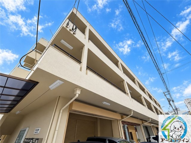 マンション駅南の外観