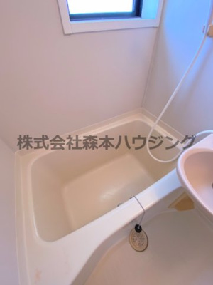 【浴室】 | 　ヴィラコンフォートⅡ | お風呂で日々の疲れを落としましょう