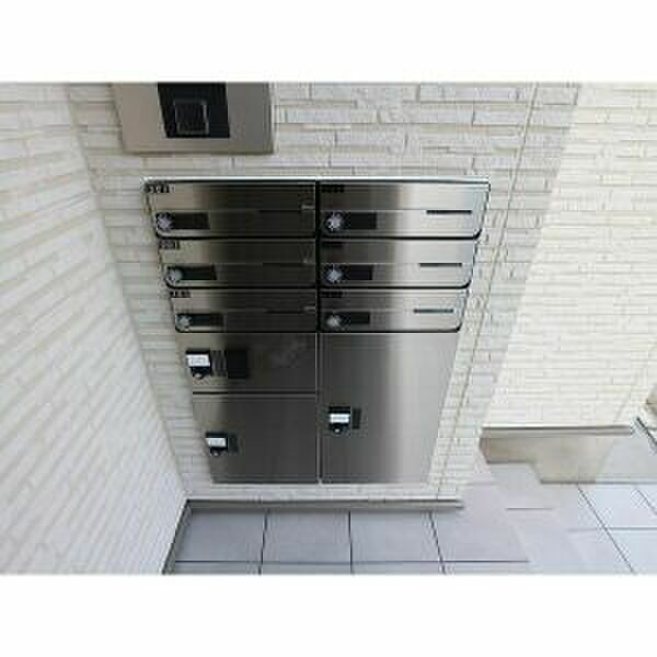 R-Smart金山ウエスト　名古屋市賃貸　仲介手数料無料のエントランス
