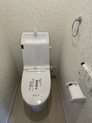 Saumur Bのトイレ