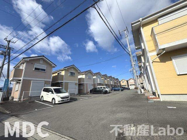 レインボータウン中田の駐車場
