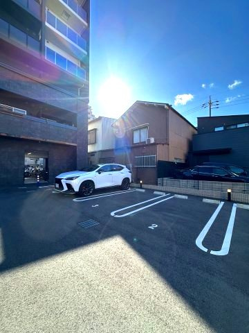ディアレイシャス尾頭橋　名古屋市賃貸　仲介手数料無料の駐車場