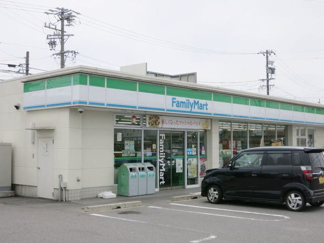 ソレイユ　～紘～　　刈谷市近郊の賃貸はクラスホーム刈谷店の周辺|ファミリーマート西尾米津東店まで350m