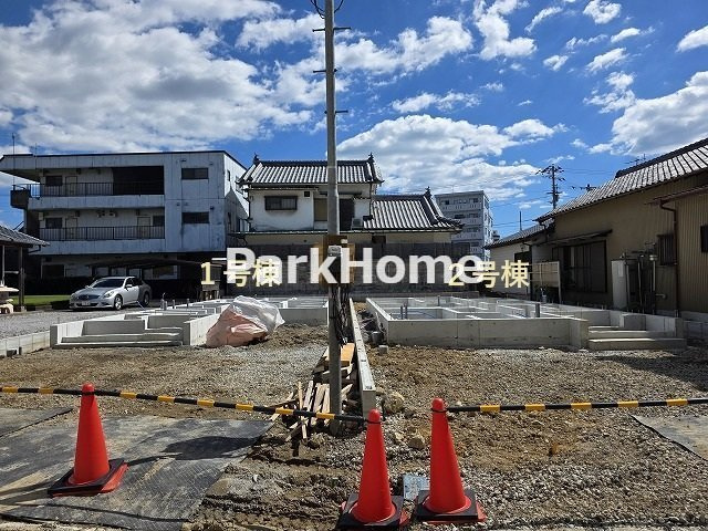 高知市潮新町２丁目 -2期1棟-　新築戸建ての外観|1号棟…2026.10月：建築中（2区画全体）