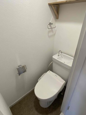 【トイレ】 | 丸福ビル | 温水洗浄便座付きトイレです！
