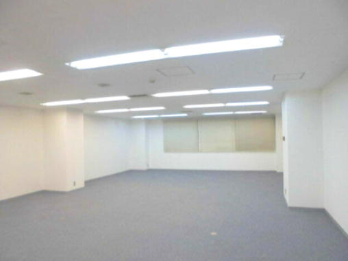 ピカソ堺筋本町ビルの内装