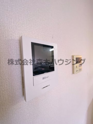 【セキュリティ】 | 　コスモスハイツ | ※同タイプ別室の写真を使用しています。
　設備内容や色調など相違がある場合は実際のお部屋の現状優先となります。