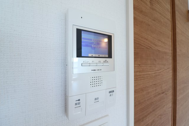 メテオール久留米本町のセキュリティ|モニター付きインターホンなので、お一人暮らしの方でも安心！