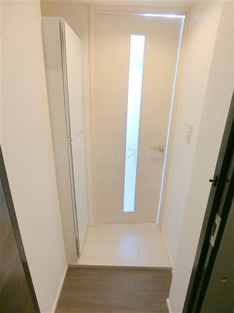 THE ROOM'S ザルームス大森町駅前の玄関|玄関