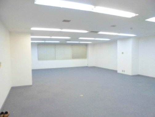 ピカソ堺筋本町ビルの内装