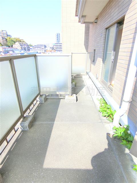 フラットパル山王のバルコニー