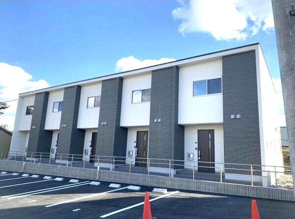 グランデ赤池の外観