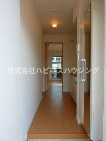 ラフィネ江戸川台の玄関