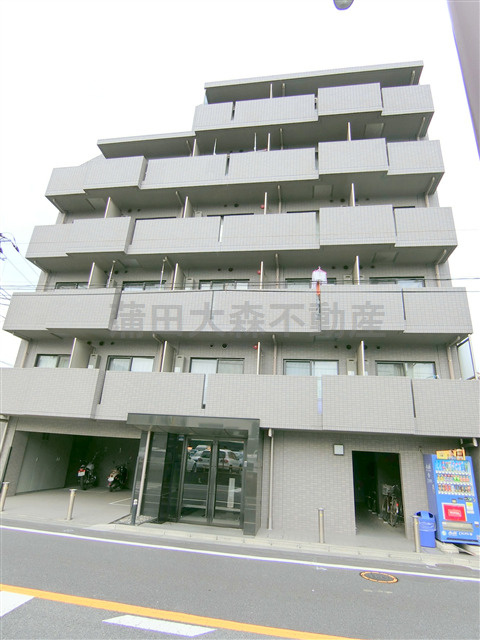ルーブル鵜の木参番館の外観