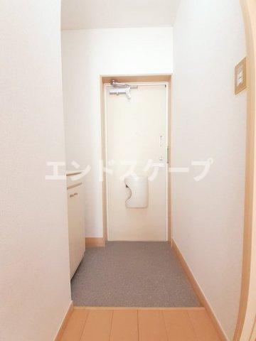 アークヒルの玄関|高崎、前橋のお部屋探しはエンドスケープまで！お客様の理想お聞かせ下さい♪