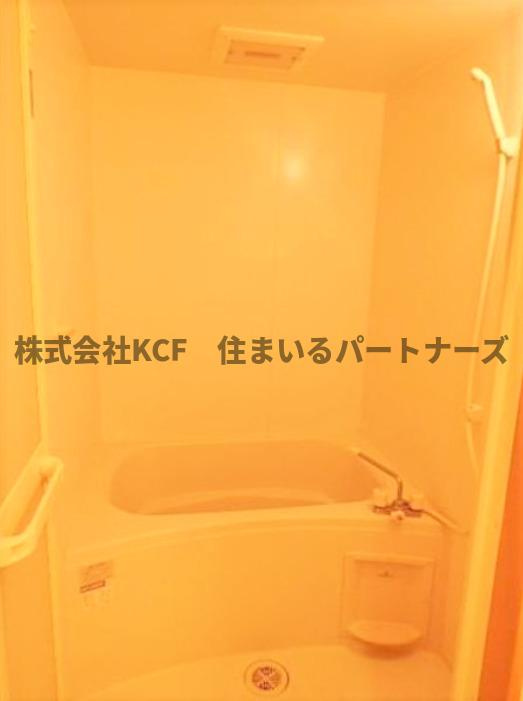グリーンキャッスルの浴室|日々の疲れを癒すお風呂付です
