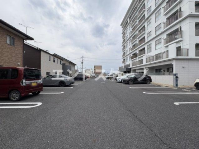 ルアナ元総社の駐車場|高崎、前橋のお部屋探しはエンドスケープまで！お客様の理想お聞かせ下さい♪