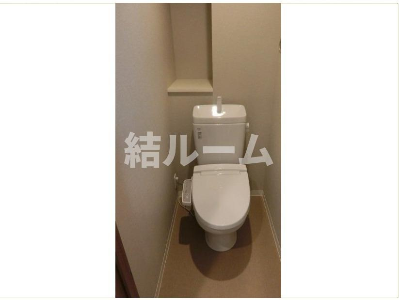 中野区上高田２丁目の賃貸マンションのトイレ