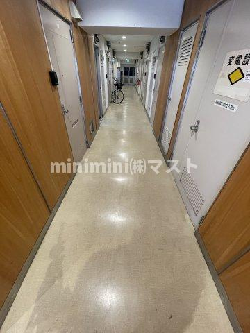 奥内阿波座駅前マンションのロビー