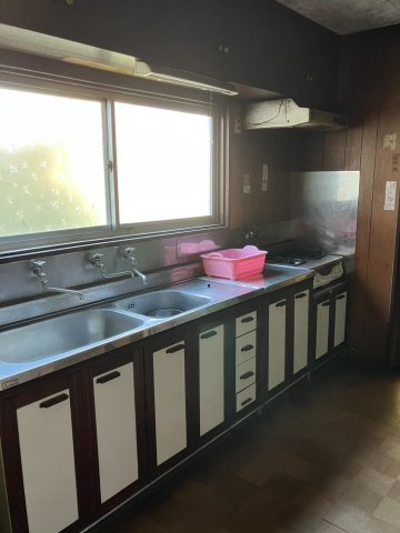 桐生市境野町6丁目中古戸建のキッチン