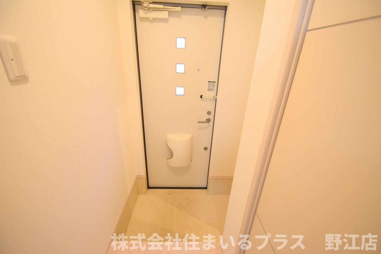 キャトルレーブの玄関