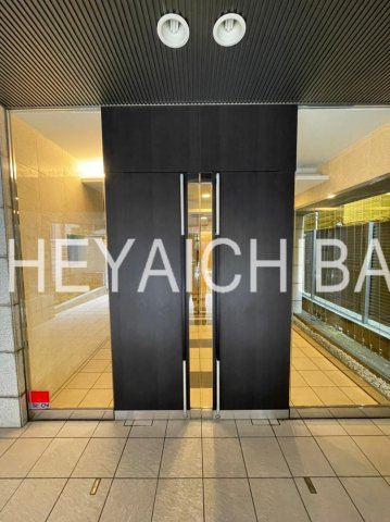 バージュアル新御徒町のエントランス