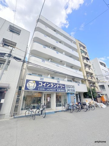 ネオユニベールの外観