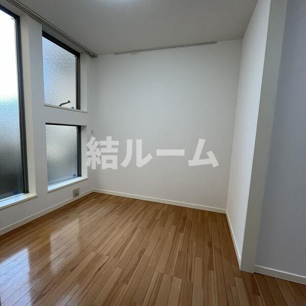 豊島区南池袋４丁目のアパートの寝室