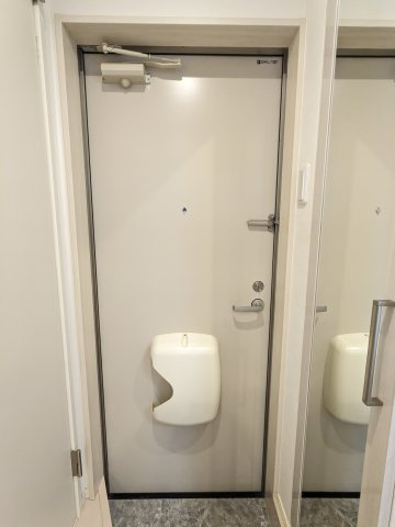 アルエット大曽根の玄関