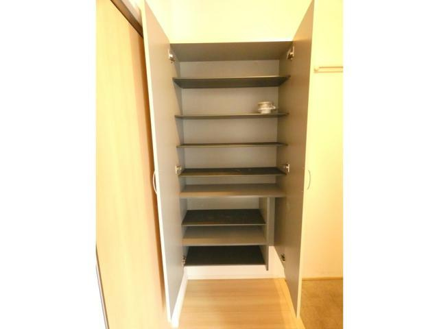 プレシャスコートＣの収納