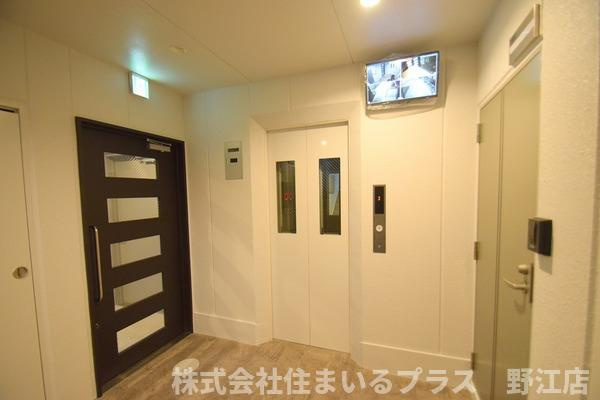 コンフォール千林のロビー