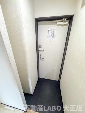 ノイヴェル春日出Ⅱの玄関