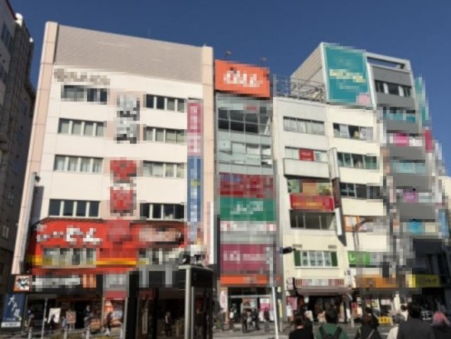 北区赤羽１丁目の倉庫の外観