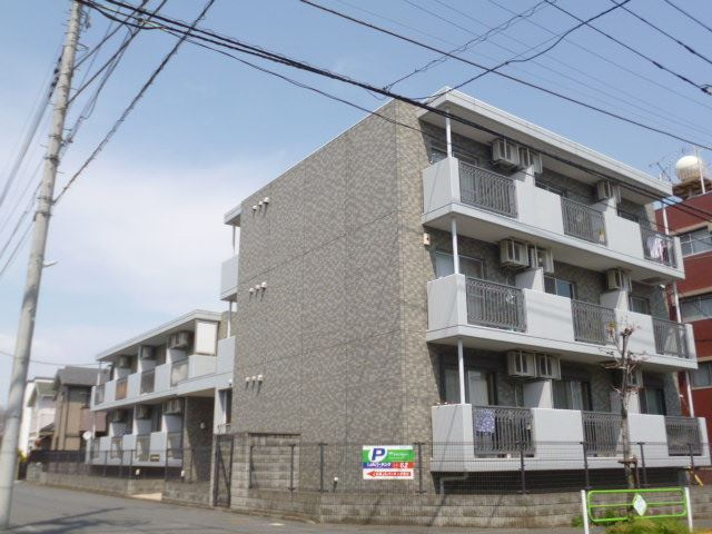 プティリヴィエールの外観