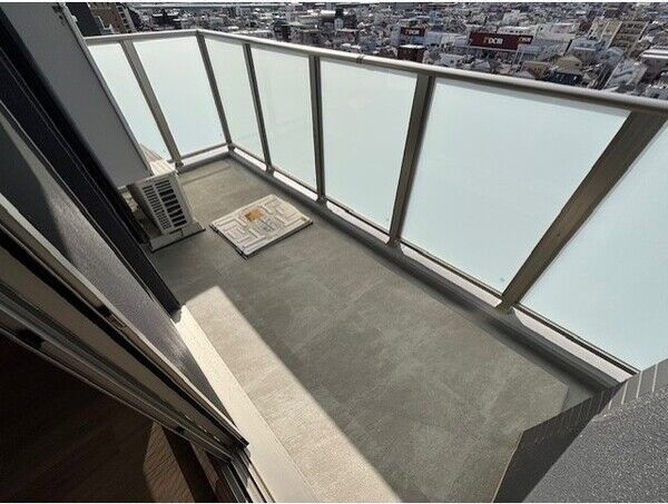 SHOKEN Residence 名古屋〈太閤通〉のバルコニー