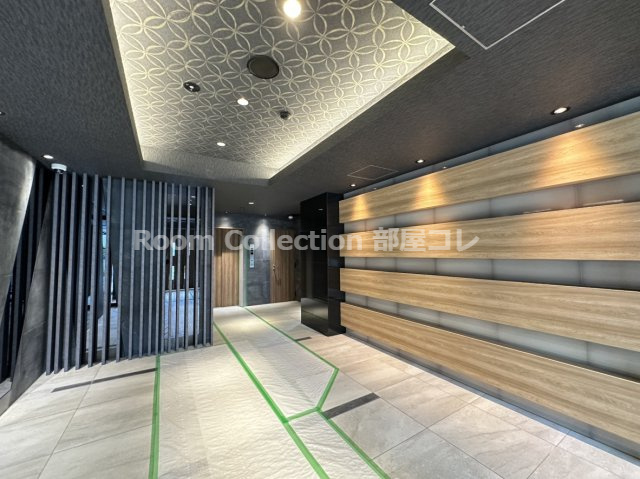 S-RESIDENCE今池arcanaのエントランス