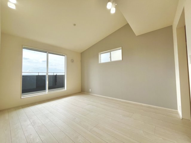 ブルーミングガーデン／菊池郡菊陽町津久礼4期／3号棟の洋室