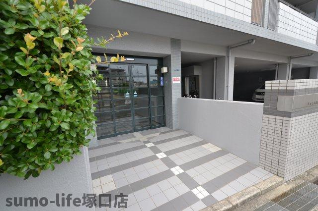 フェリス武庫之荘のエントランス