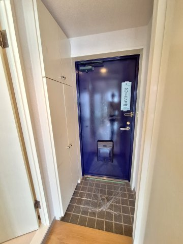 プチヒルズ西小山の玄関