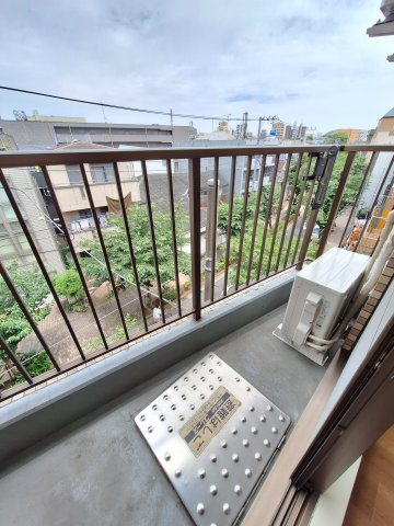 プチヒルズ西小山のバルコニー