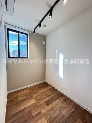 ☆2.7帖洋室☆