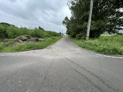 【前面道路含む現地写真】 | 都城市梅北町　135万円