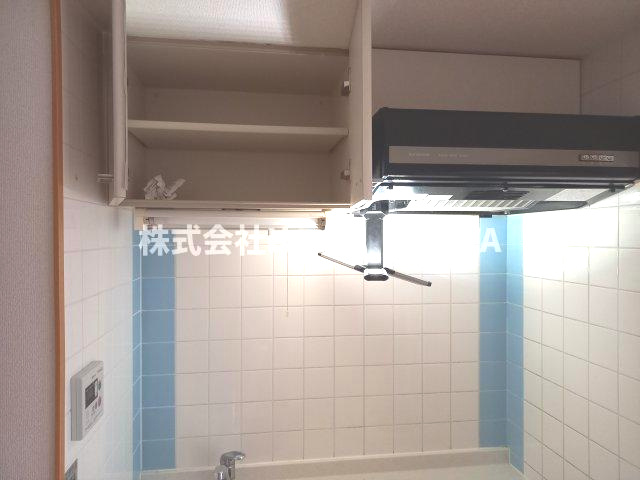 プレサンス神戸裁判所前のキッチン