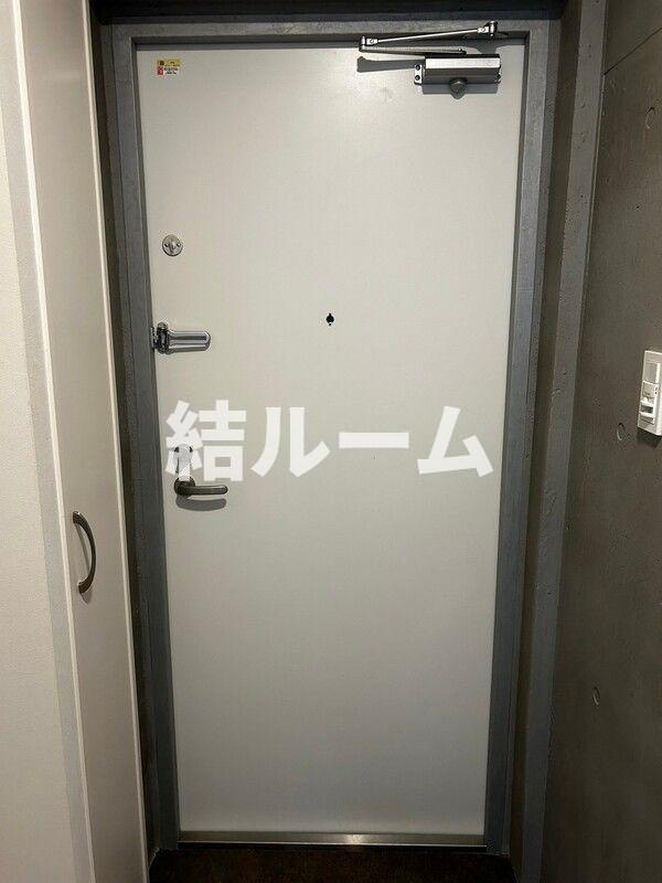 板橋区志村２丁目の賃貸マンションの玄関