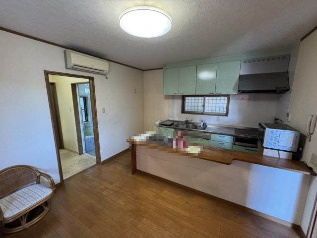 和歌山市西蔵前丁・中古戸建・117173の居間・リビング