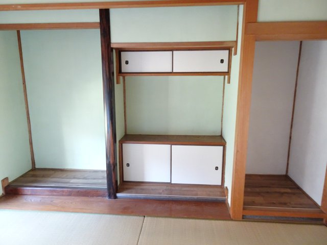 大垣市笠縫町戸建の収納