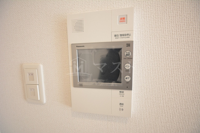 セレニテ日本橋プリエのセキュリティ|※お部屋によりカラーリングが異なります。